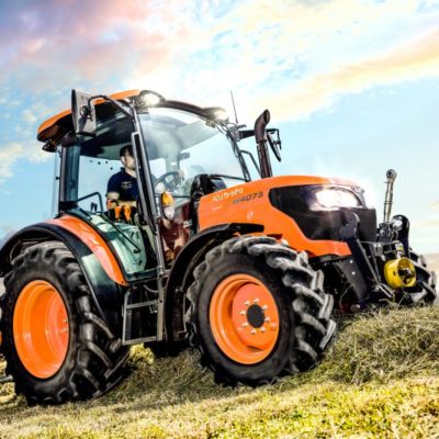 Kubota M4-073