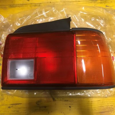 Fanale posteriore sinistro per Daihatsu 81550-87717-000