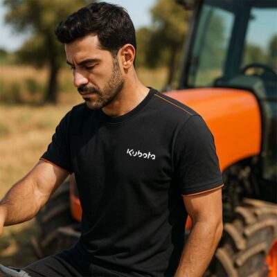 T-shirt Kubota nero e arancione da uomo
